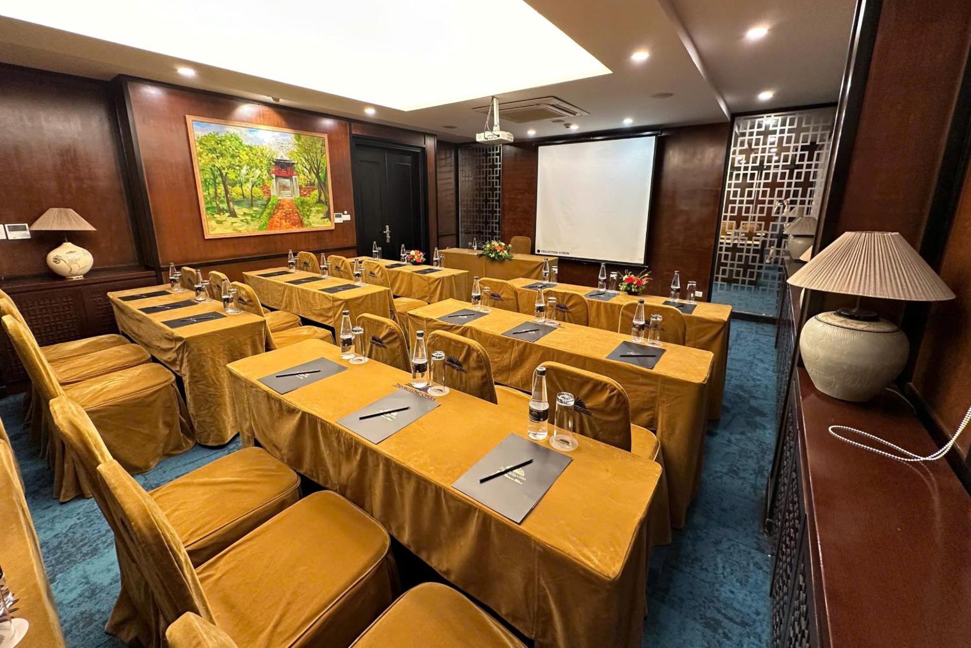 Thang Long Opera Hotel Hanoi Exterior photo